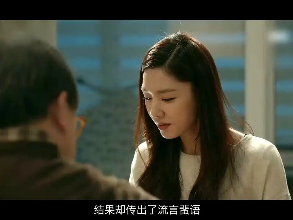 《公公和两个儿媳》中文字幕超高清画质国语免费在线观看-电影公公和两个儿媳蓝光高清全集免费看-看完这部片，我对着屏幕倒吸一口凉气：家，有时是最危险的地方