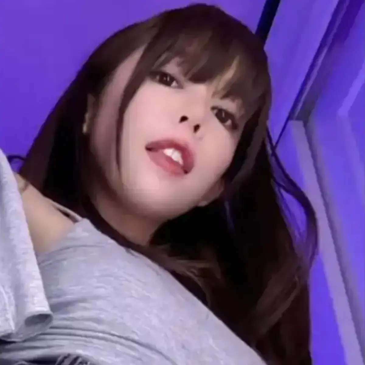 《绯红小猫KittyKum》高清HD无删减完整版 - 绯红小猫KittyKum全集1080P在线观看 - 高清免费播放