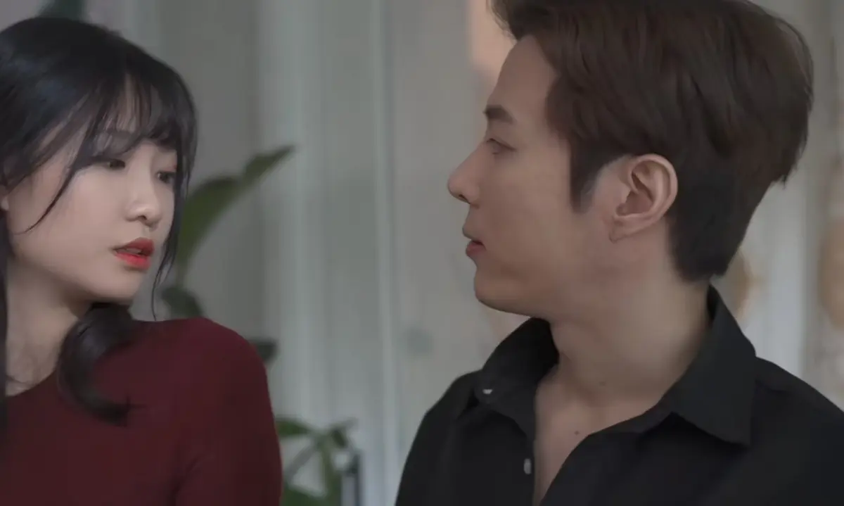 《债务人的妻子》尹律主演蓝光高清免费在线观看-韩国电影债务人的妻子完整版无广告播放-债务人的妻子未删减版完整资源在线看-VS影院