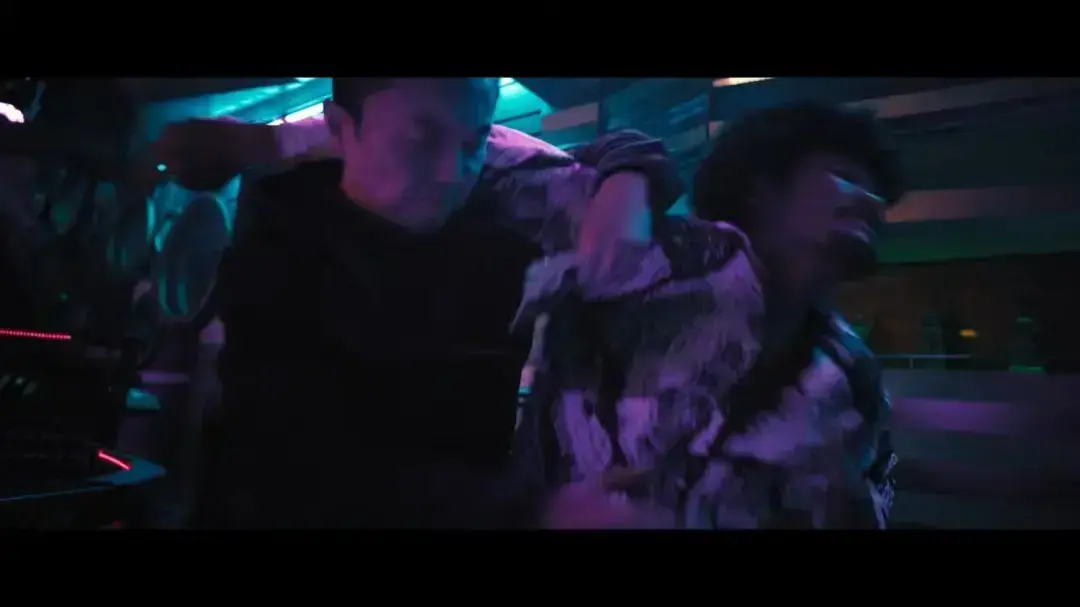 《火遮眼》谢苗动作电影-高清1080P未删减中字完整版在线观看-《火遮眼》全集免费播放-迅雷BT种子磁力链接资源下载